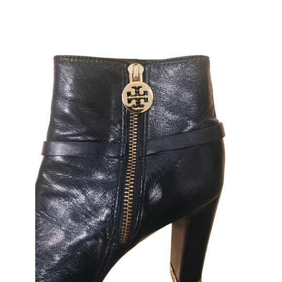 Tory Burch Leather Whitney Ankle Bootie Black/Gold Logo Size 9.5 - Picture 10 of 14